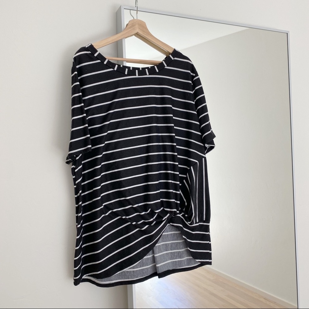 Paper Plane Women’s Black Striped Top 3X